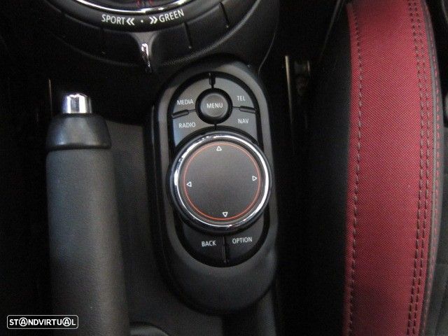 MINI 3 Portas John Cooper Works Auto Desportiva - 38