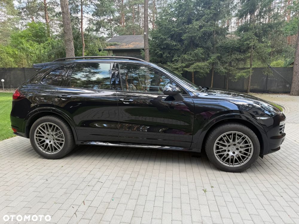 Porsche Cayenne - 6