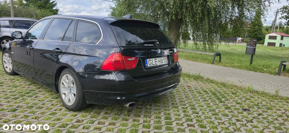 BMW Seria 3 320d - 6