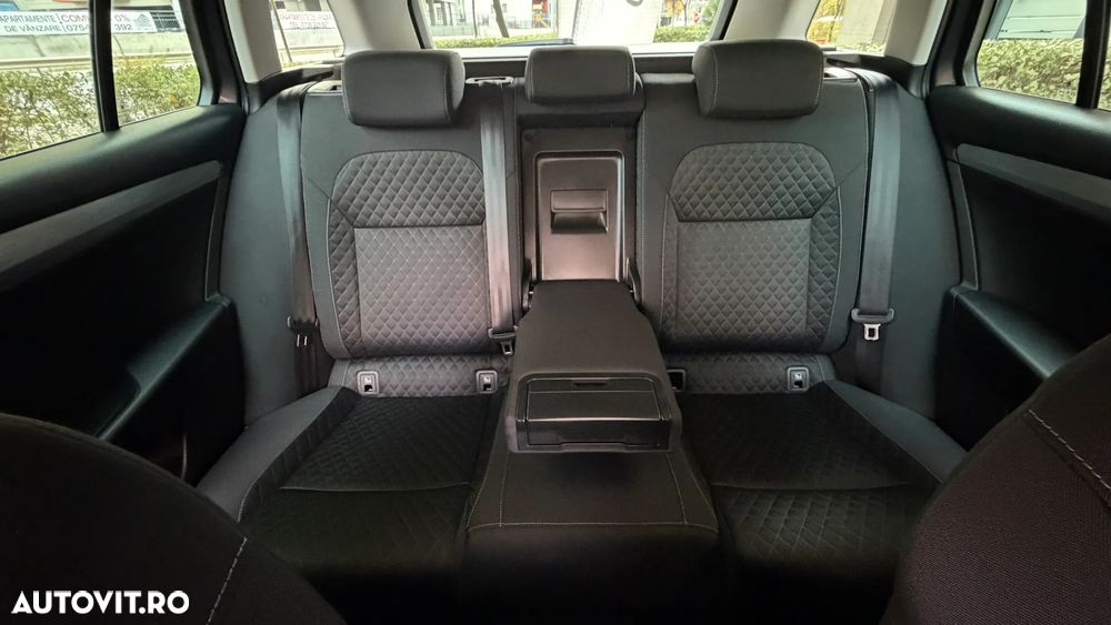 Skoda Superb Combi 2.0 TDI DSG Ambition - 34