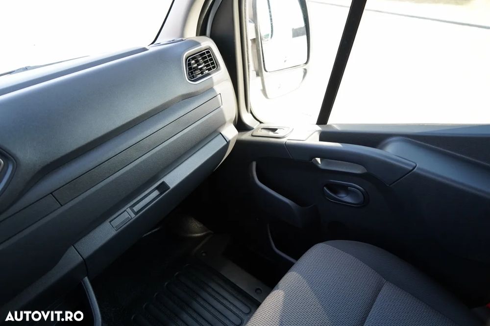 Renault MASTER / BLASZAK /  L3H2 / PANEL / 2023 R / IMPORTAT - 31