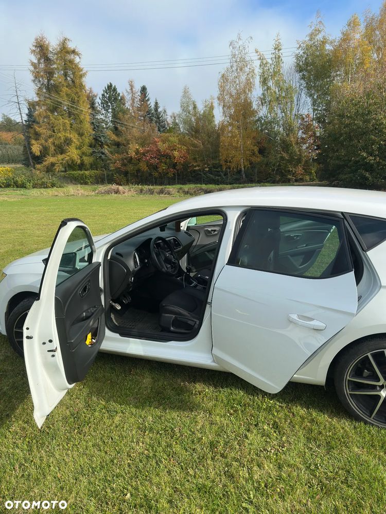 Seat Leon 2013 photo 2