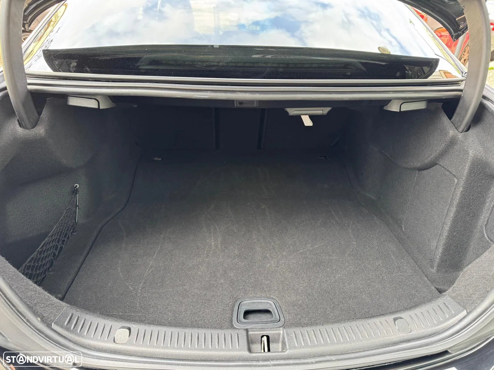 Mercedes-Benz E 220 d AMG Line - 30
