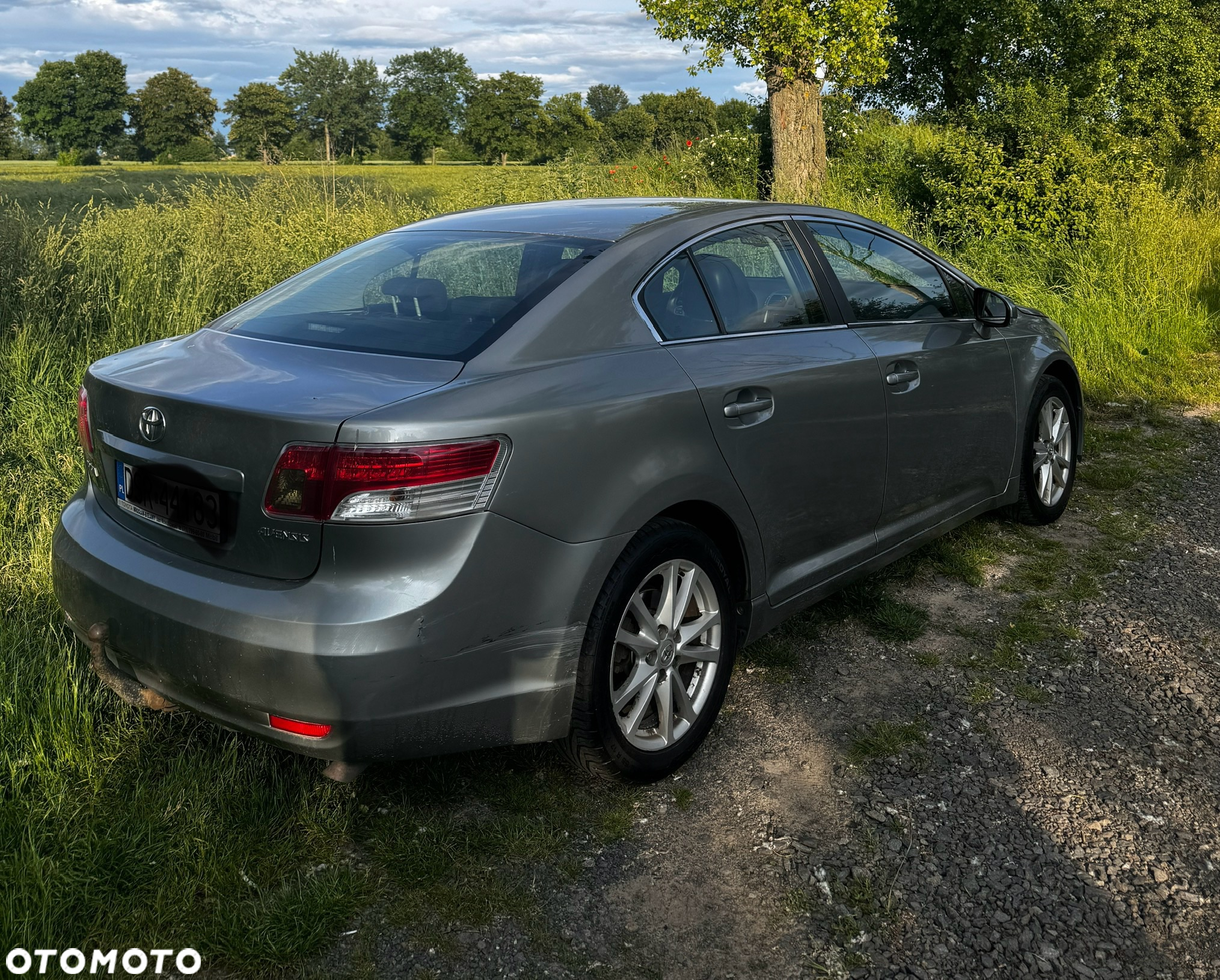 Toyota Avensis 2.0 D-4D Luna - 2