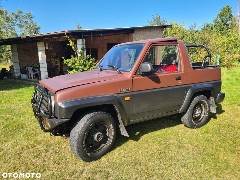 Daihatsu Feroza - 10
