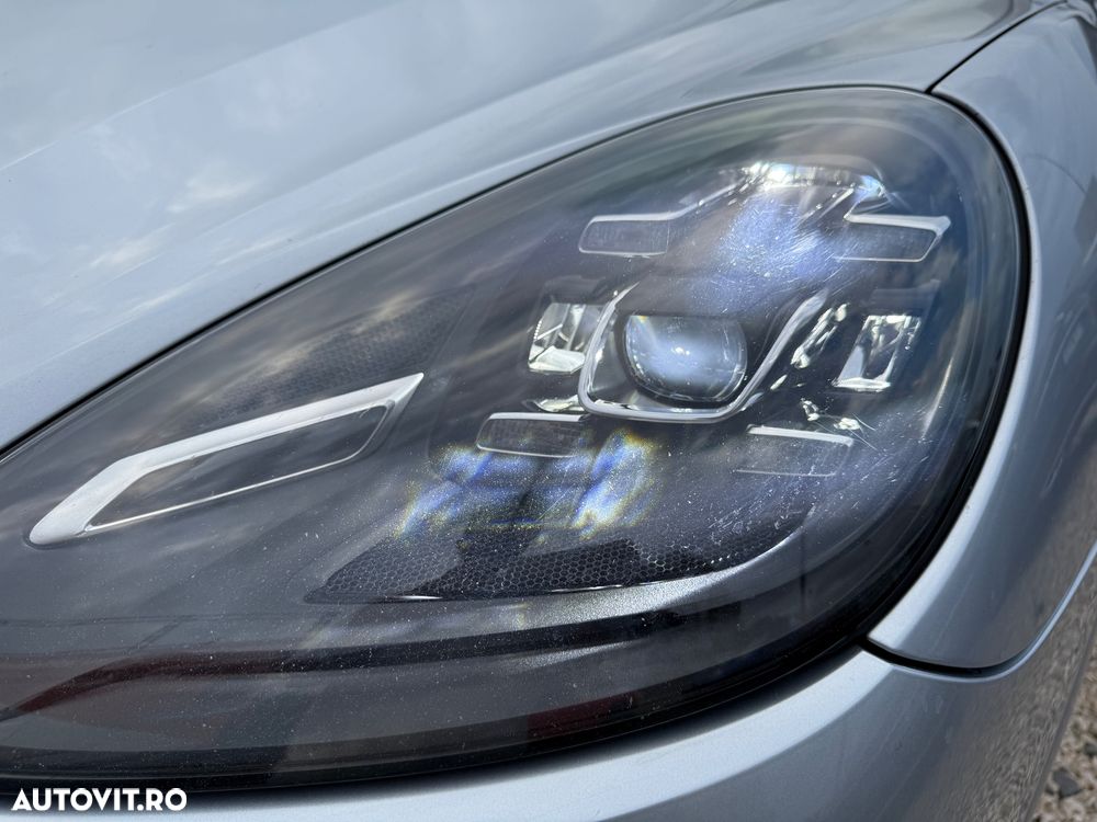 Porsche Cayenne Diesel Platinum Edition - 17
