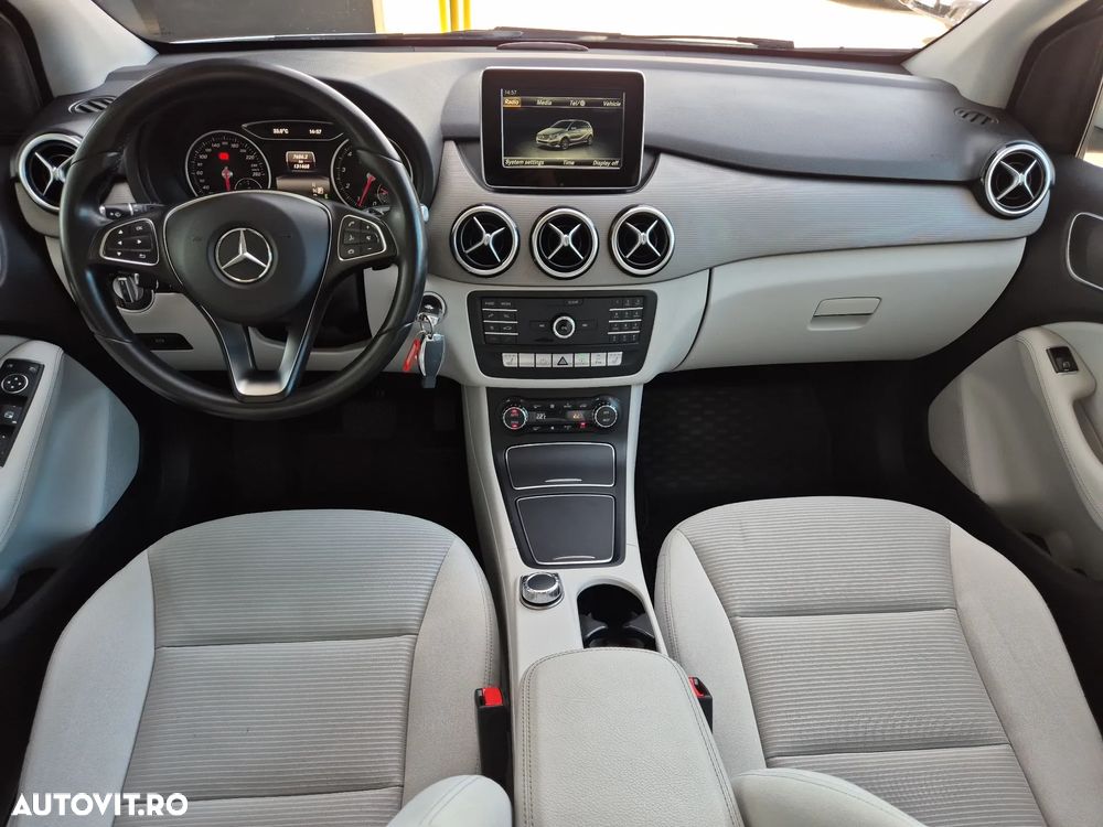 Mercedes-Benz B 180 - 17