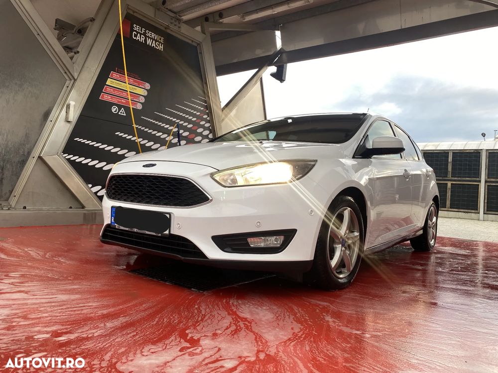 Ford Focus - 5