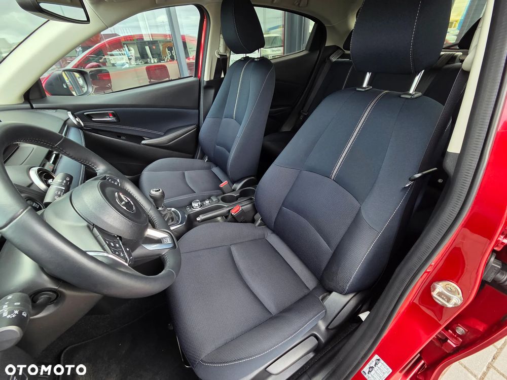 Mazda 2 SKYACTIV-G 90 Homura - 25