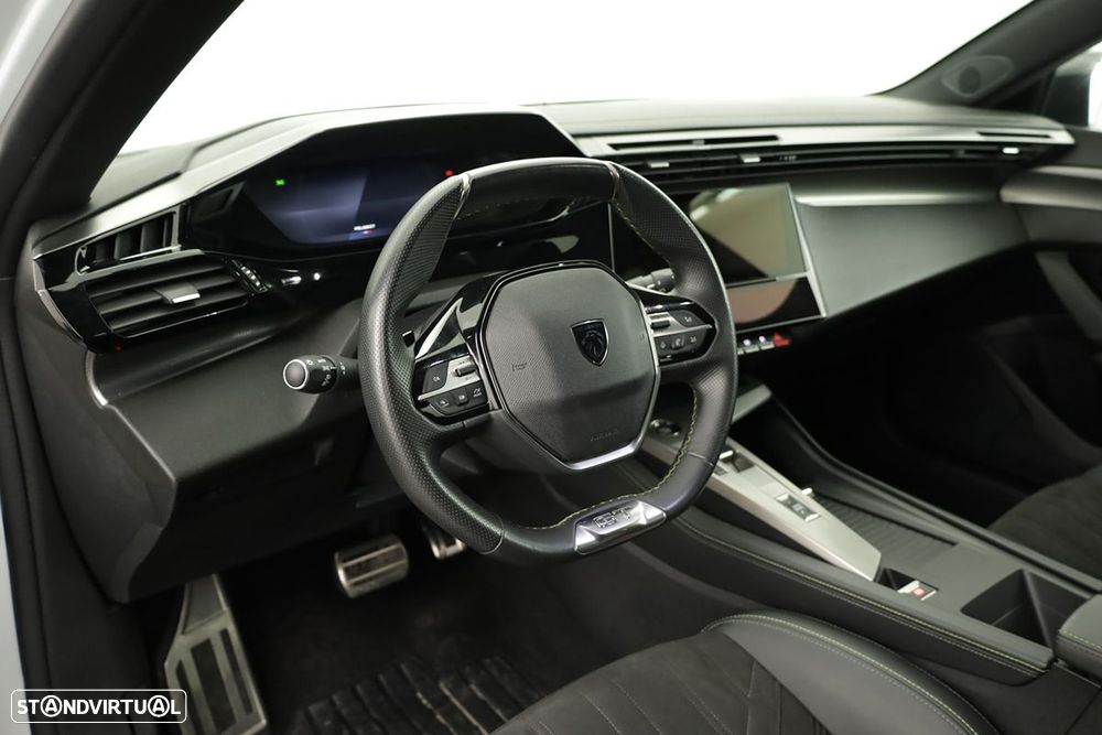 Peugeot 308 1.2 PureTech GT EAT8 - 7