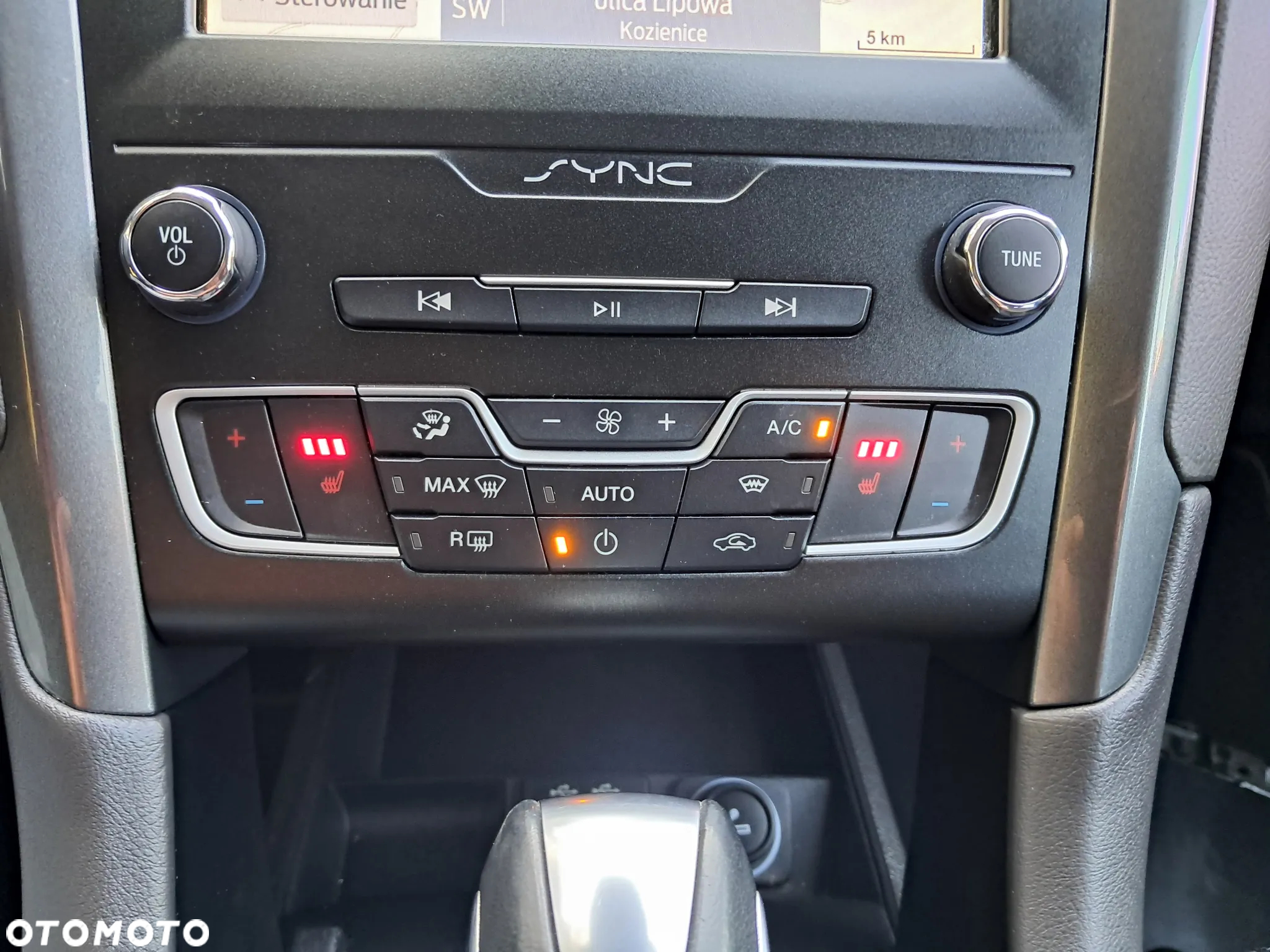 Ford Mondeo Turnier 2.0 Ti-VCT Hybrid Business Edition - 26