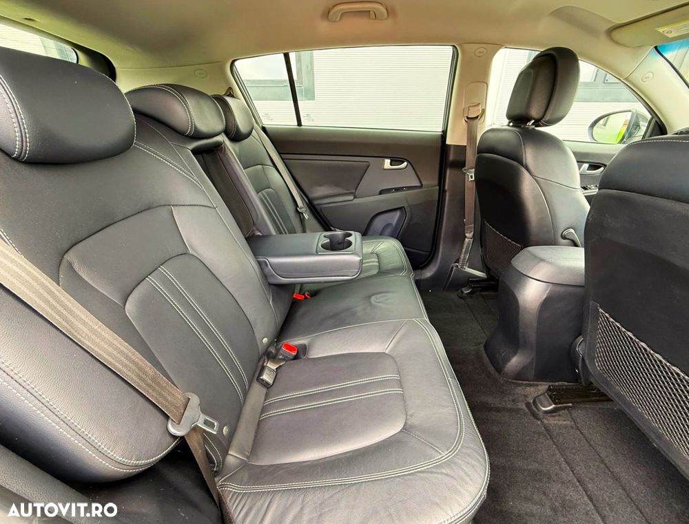 Kia Sportage 1.7 CRDI 2WD Spirit - 22