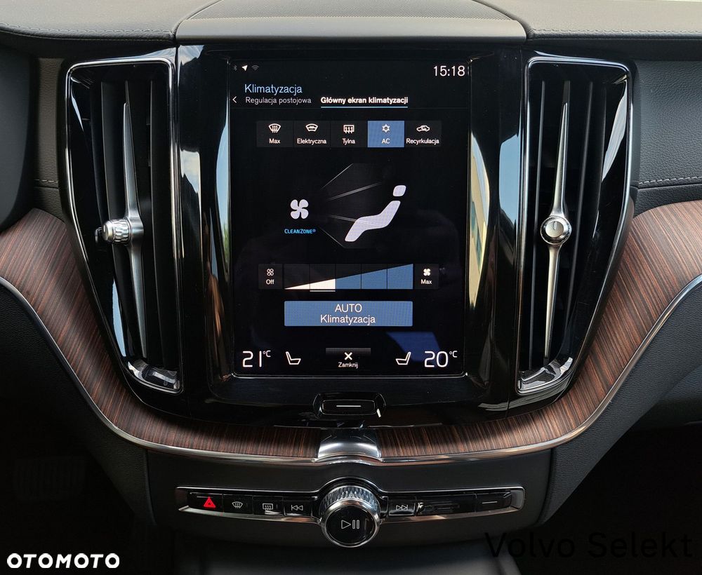 Volvo XC 60 - 21