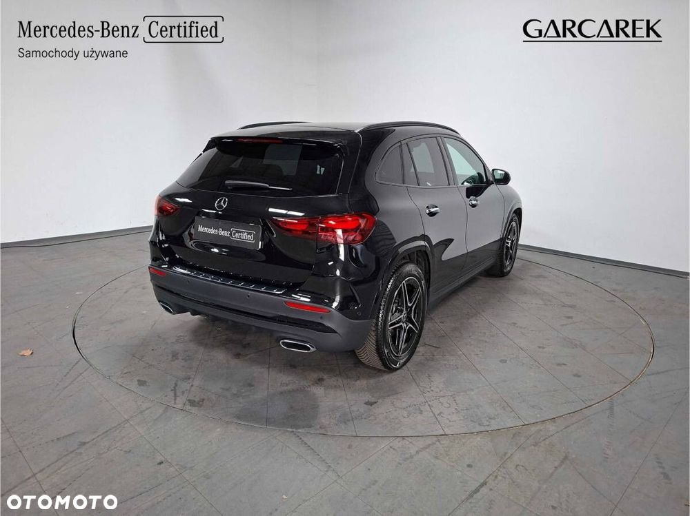Mercedes-Benz GLA 200 AMG Line - 6