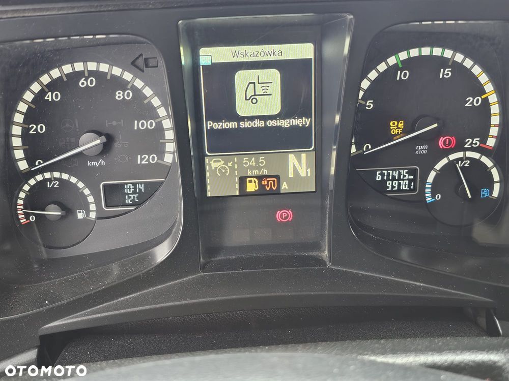 Mercedes-Benz Arocs - 13