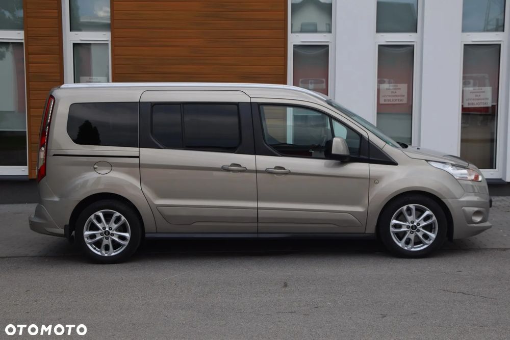 Ford Tourneo Connect Grand - 8