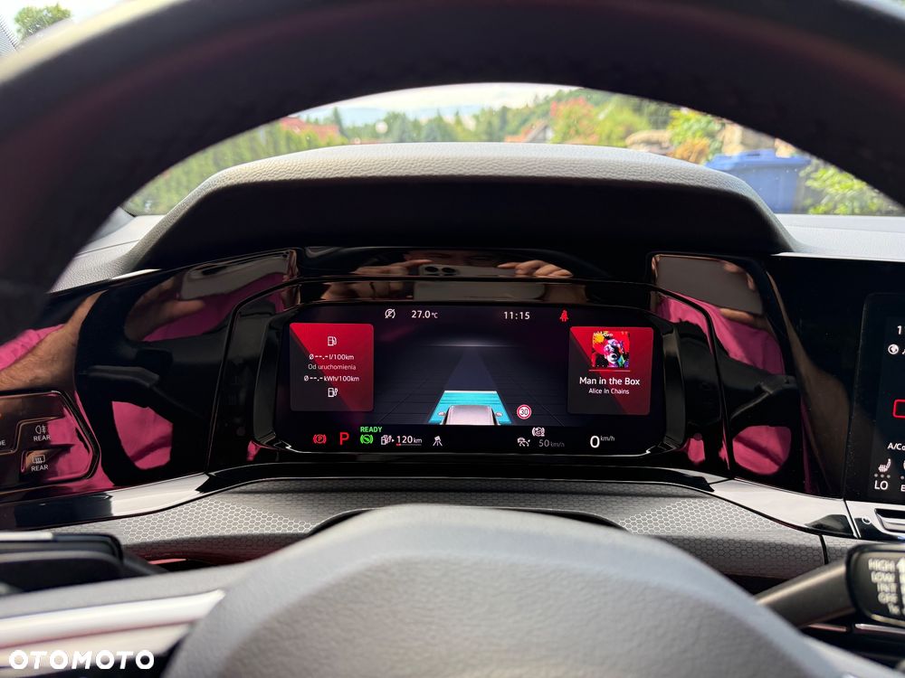 Volkswagen Golf - 31