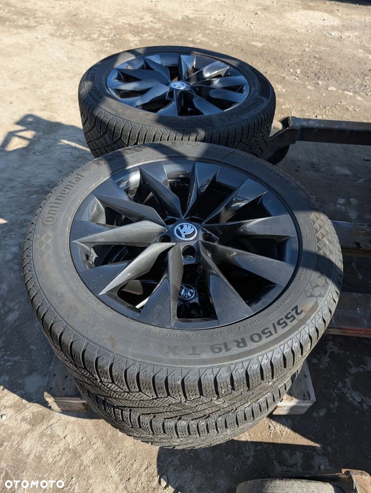 KOŁA FELGI ALUFELGI SKODA 5X112 255 50 R 19 ZIMÓWKI ZIMA