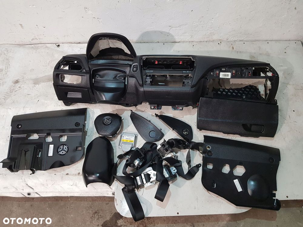 deska rozdzielcza kokpit pasy airbag bmw f20 11rok eur 1.6b komplet - 1