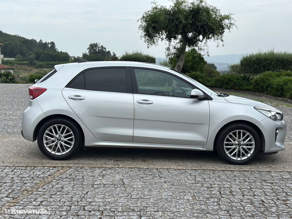 Kia Rio 1.2 CVVT Urban - 39
