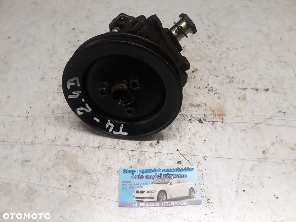 POMPA WSPOMAGANIA VOLKSWAGEN TRANSPORTER T4  2,4D - 1