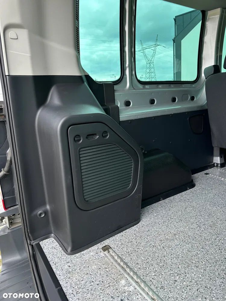 Ford Transit L2H2 AWD Trend - 39
