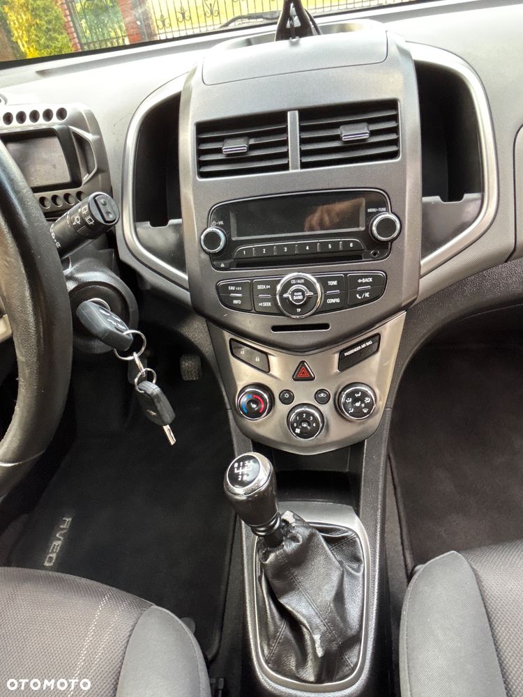 Chevrolet Aveo 1.6 LTZ S/S - 34