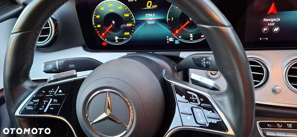 Mercedes-Benz Klasa E 200 d 9G-TRONIC - 21