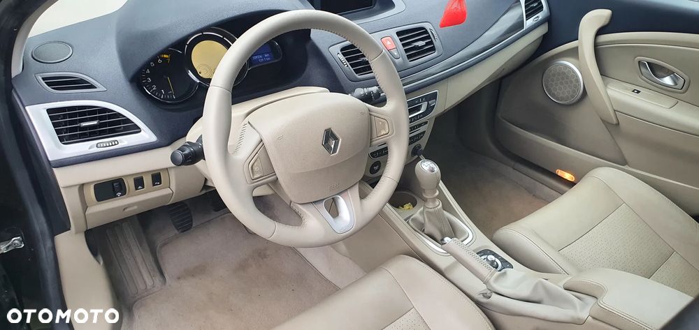 Renault Megane TCe 180 Luxe - 10