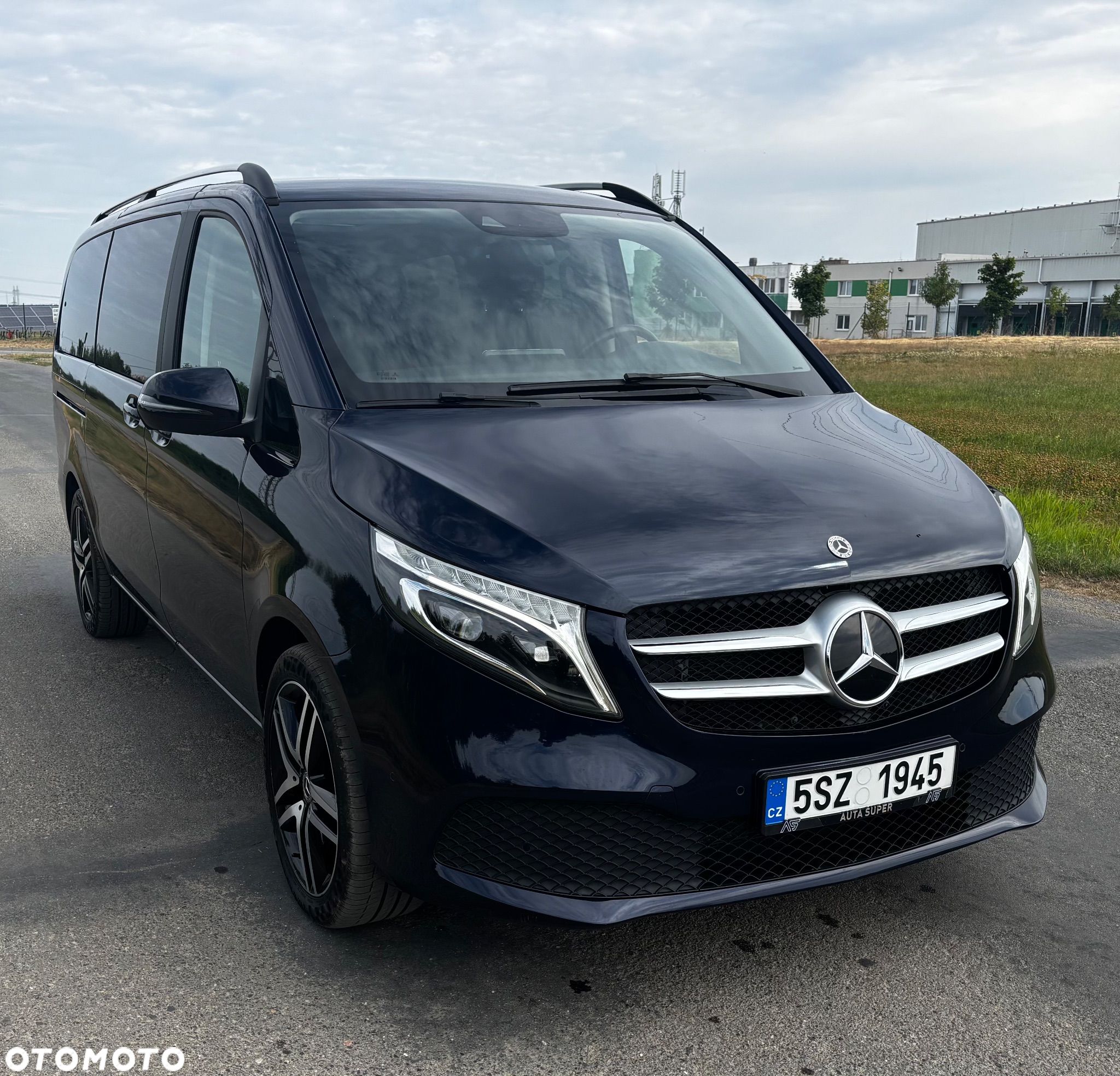 Mercedes-Benz Klasa V 250 d lang 4Matic 9G-TRONIC Style - 1