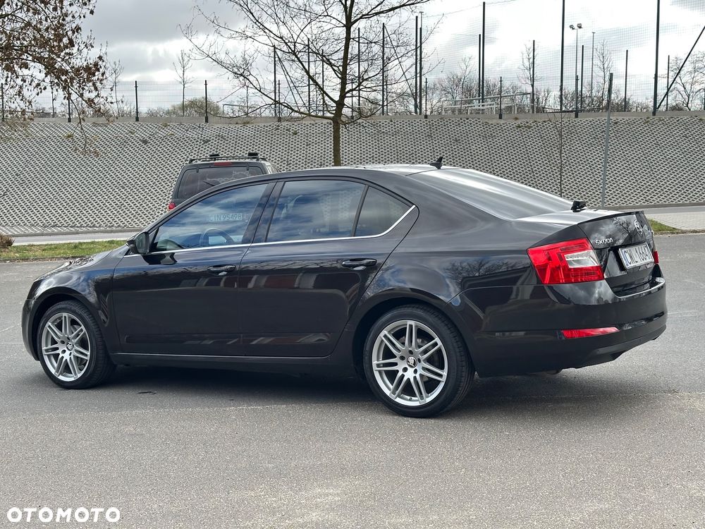 Skoda Octavia 2.0 TDI Elegance - 11