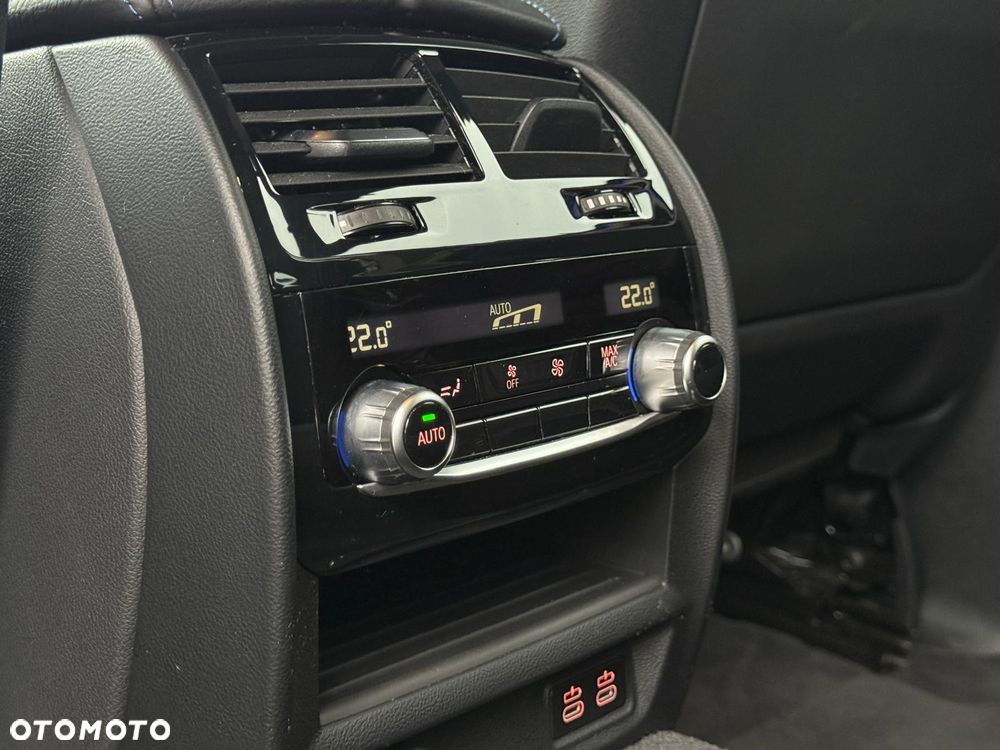 BMW Seria 5 520d xDrive M Sport Edition - 32