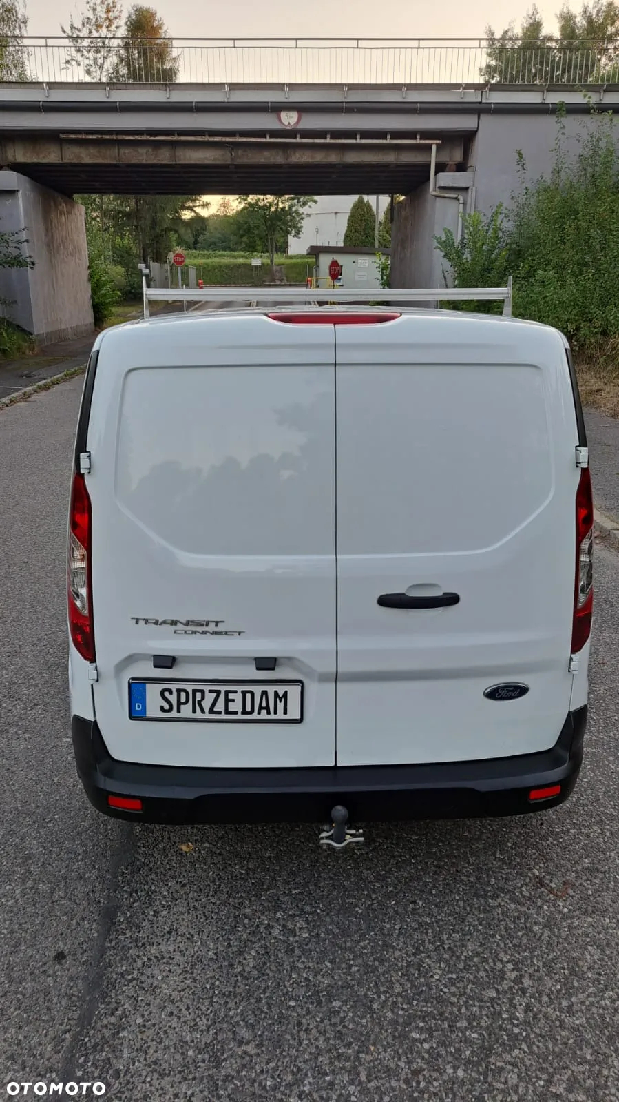 Ford Transit Connect - 15