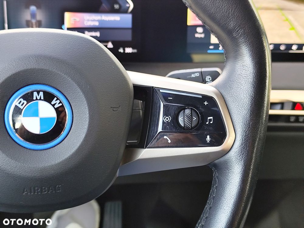 BMW iX xDrive50 111.5kWh Signature - 22