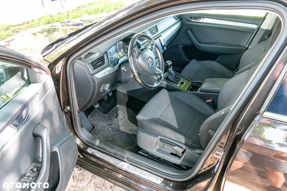 Skoda Superb - 23