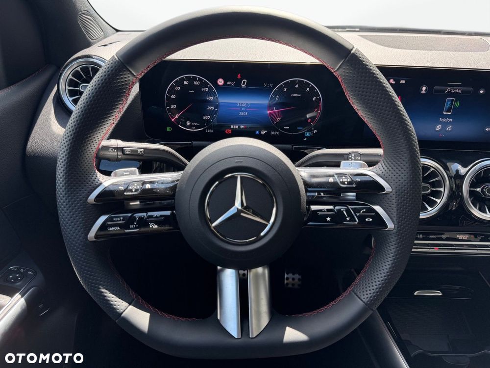 Mercedes-Benz Klasa B 200 4-Matic AMG Line 8G-DCT - 15