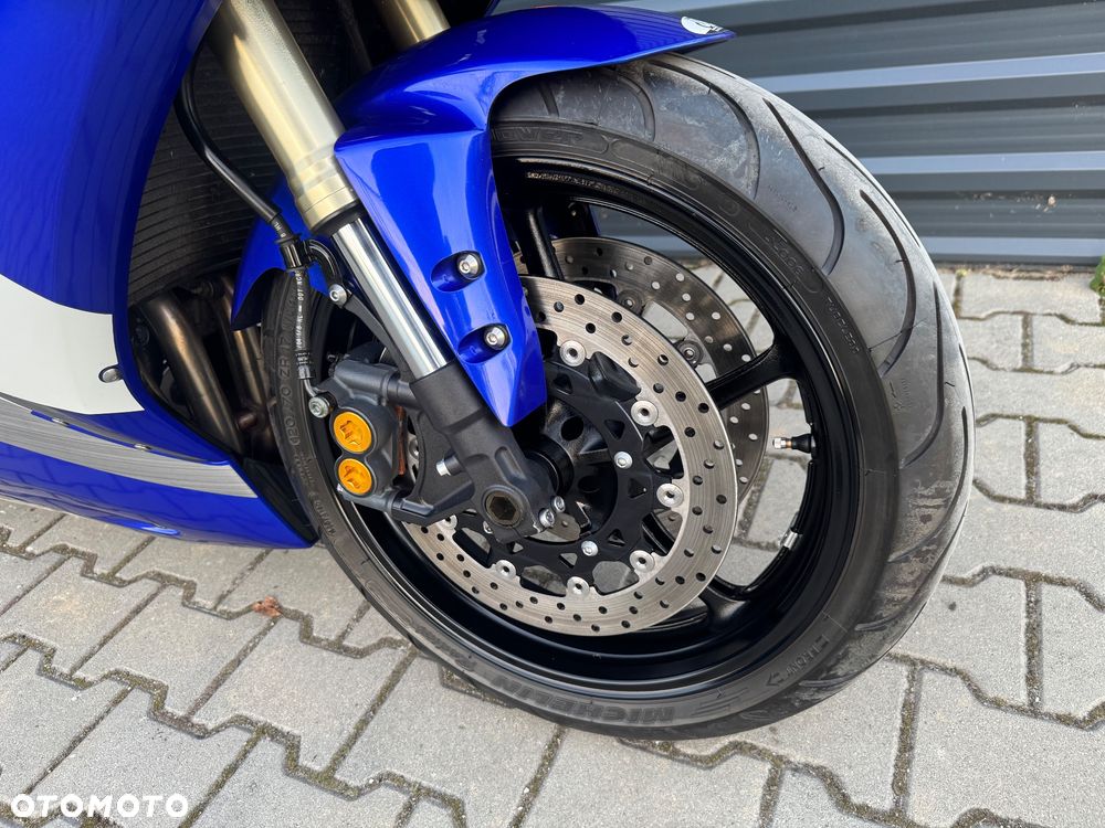 Yamaha YZF - 16