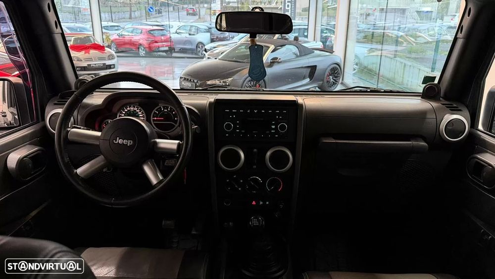 Jeep Wrangler Unlimited 2.8 CRD MTX Rubicon - 12