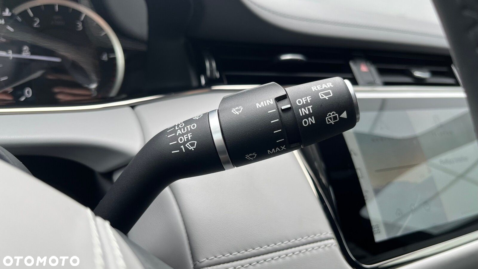Land Rover Range Rover Evoque - 18