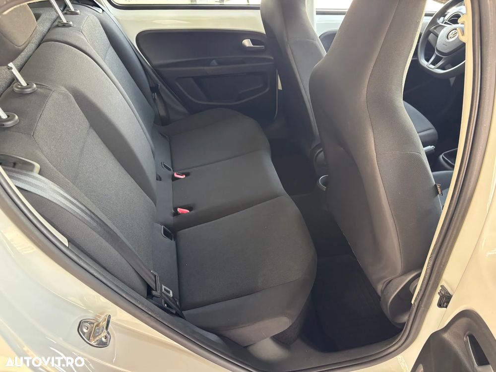 Volkswagen up! - 24