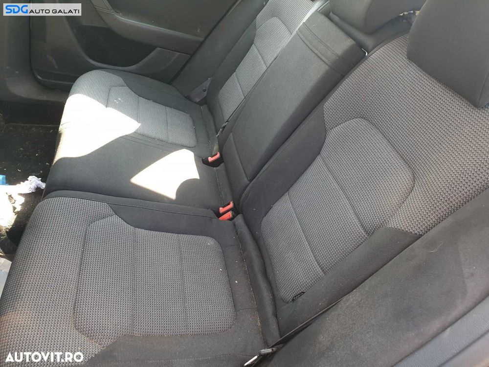 Bancheta Sezut cu Spatar Spate Pasageri Volkswagen Passat B7 Break Variant Combi 2010 - 2015 - 5