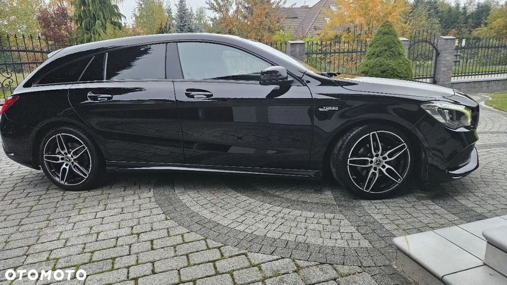 Mercedes-Benz CLA 200 7G-DCT AMG Line - 11