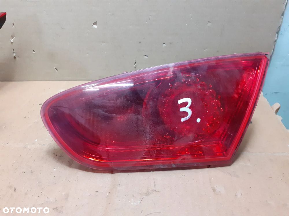 SEAT LEON 2 II LIFT 09-12r LAMPA KLAPY PRAWA TYŁ - 2