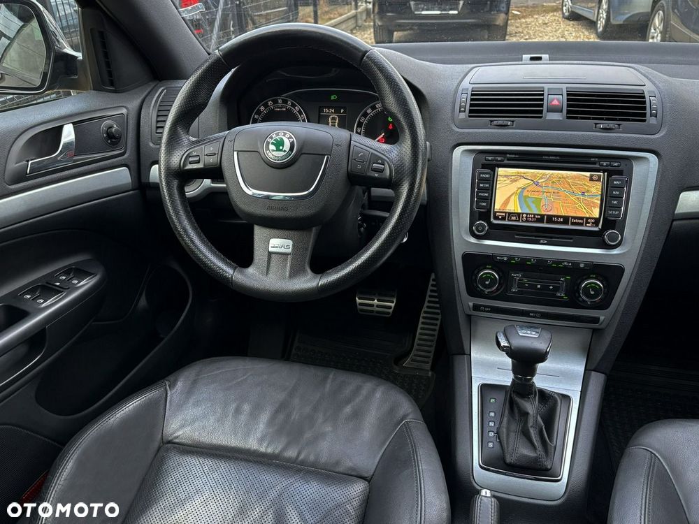 Skoda Octavia 2.0 TDI RS DSG - 29