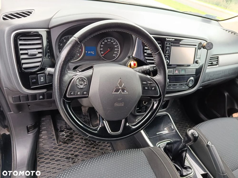 Mitsubishi Outlander 2.0 City Style 2WD - 10