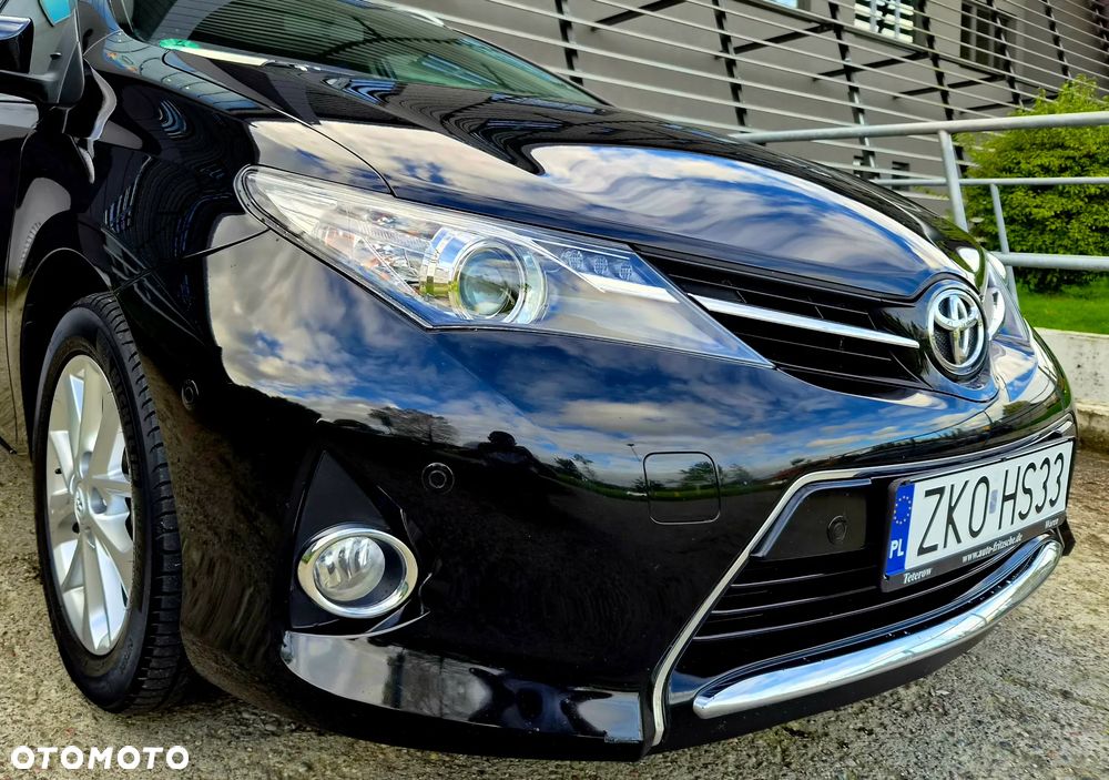 Toyota Auris 1.6 Premium - 9
