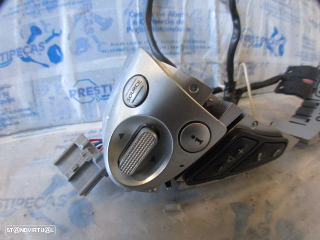 Interruptor Inter4316 NISSAN JUKE 1 FASE 2 2015 1.2I 115CV 5P BRANCO Volante Multifunções - 3