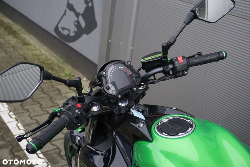 Kawasaki Z 650 - 12