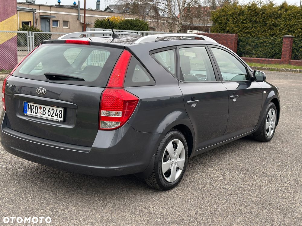 Kia Ceed 1.4 L Euro2012 - 15