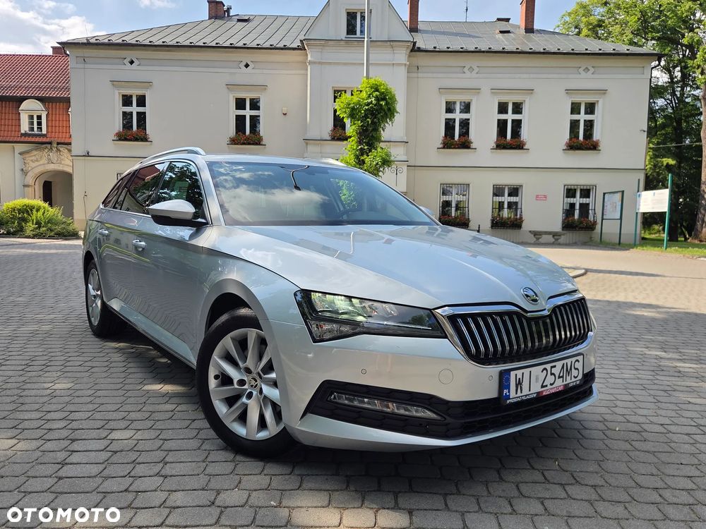 Skoda Superb 2.0 TDI SCR Ambition DSG - 17